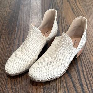 Matisse Cream Seeker Ankle Boot Women’s Size 7